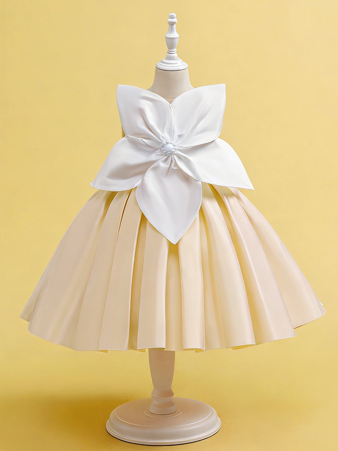 Zvzio Girls 3D Floral Satin Princess Dress | Color Block Design Pleated Hem Lightweight Mid-Length Flower Girl Dress Party Gown - Ages 2-7, Multiple Colors