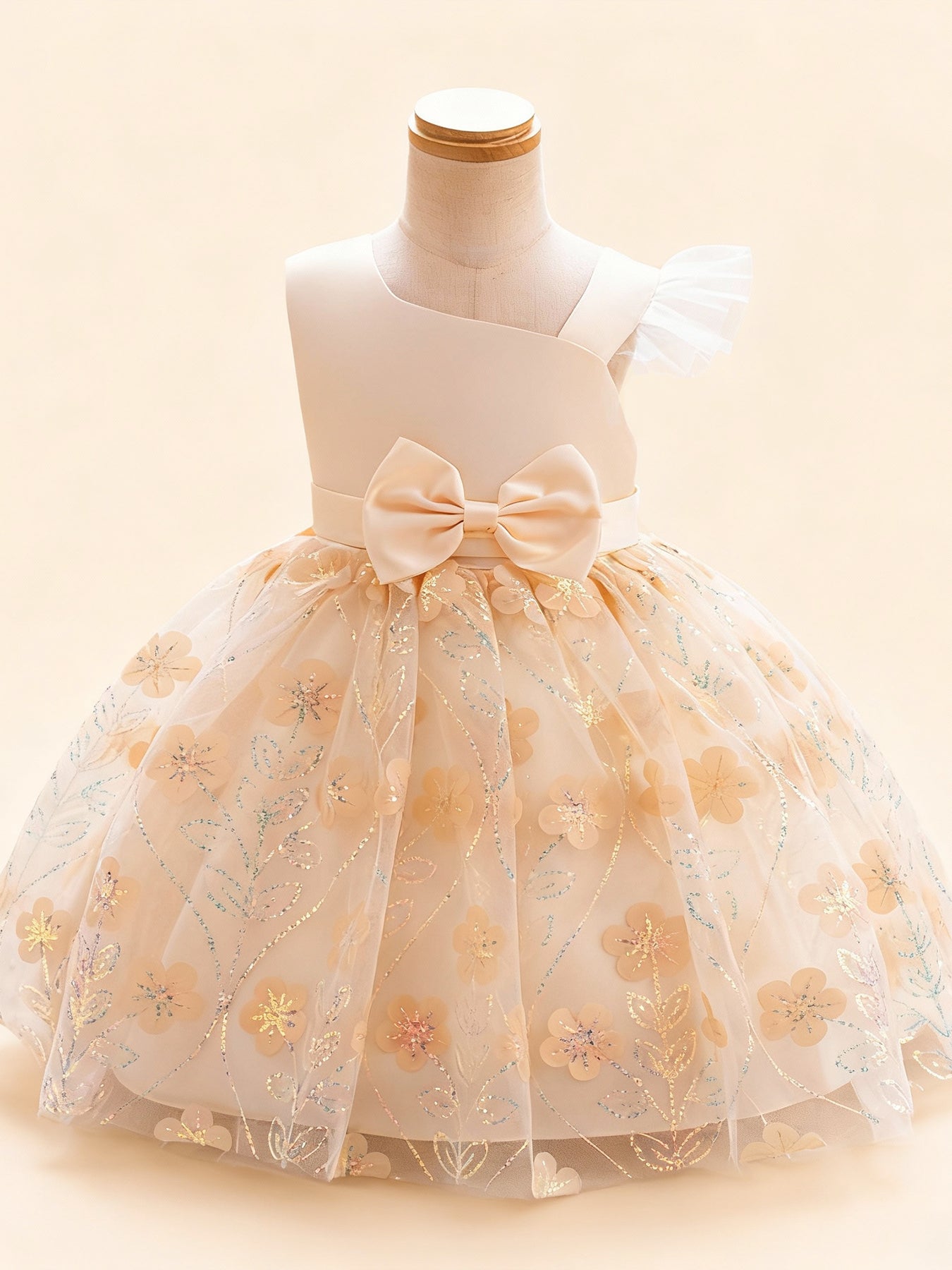 Zvzio Girls Tulle Flutter Sleeve Princess Dress | Mid-Waist Large Bow 3D Reflective Applique Skirt Multi-Layer Tulle Flower Girl Party Dress - Short A-Line Dress, Ages 2-7, Multiple Colors