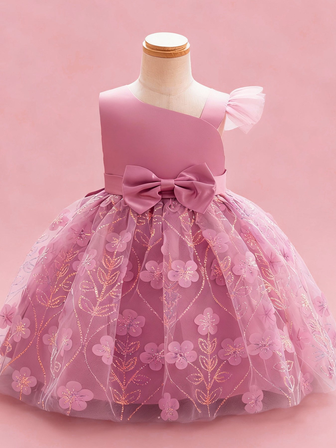 Zvzio Girls Tulle Flutter Sleeve Princess Dress | Mid-Waist Large Bow 3D Reflective Applique Skirt Multi-Layer Tulle Flower Girl Party Dress - Short A-Line Dress, Ages 2-7, Multiple Colors